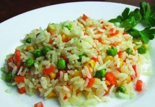 Рис с овощами домашний
