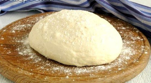 Итальянское тесто для пиццы фото